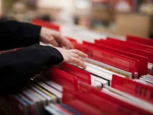 archiviazione documenti cartacei